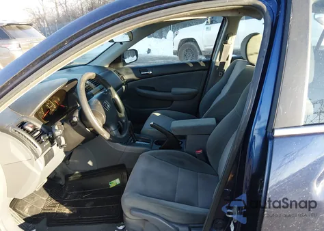 2004 Honda Accord 2.4 Lx z USA, uszkodzony, nr VIN 1HGCM56364A095987